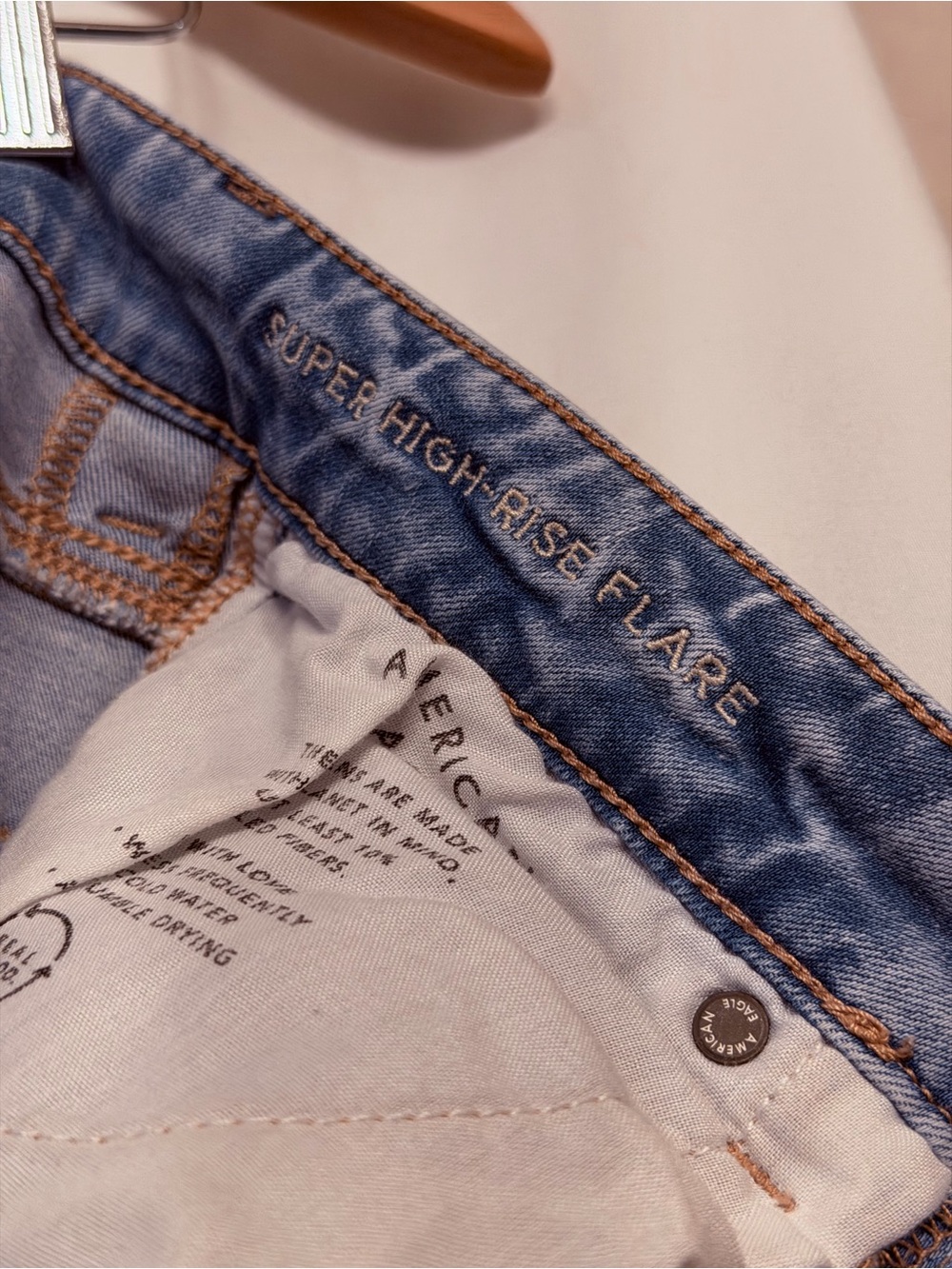 American Eagle Outfitters Super High Rise Flare Jeans - Picture 4 of 5